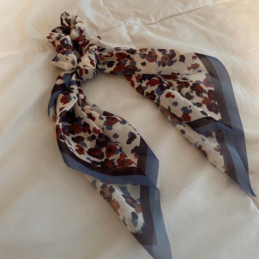 ANTHROPOLOGIE scarf ponytail holder